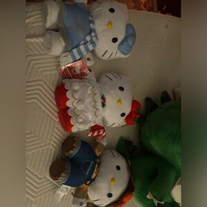 Hello kitty greeters